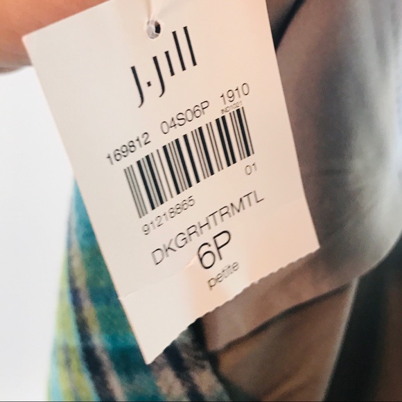 NWT J. Jill Grey Green Teal Navy Plaid Wool Blend  Asymmetric Fringe Blanke… - Picture 7 of 8